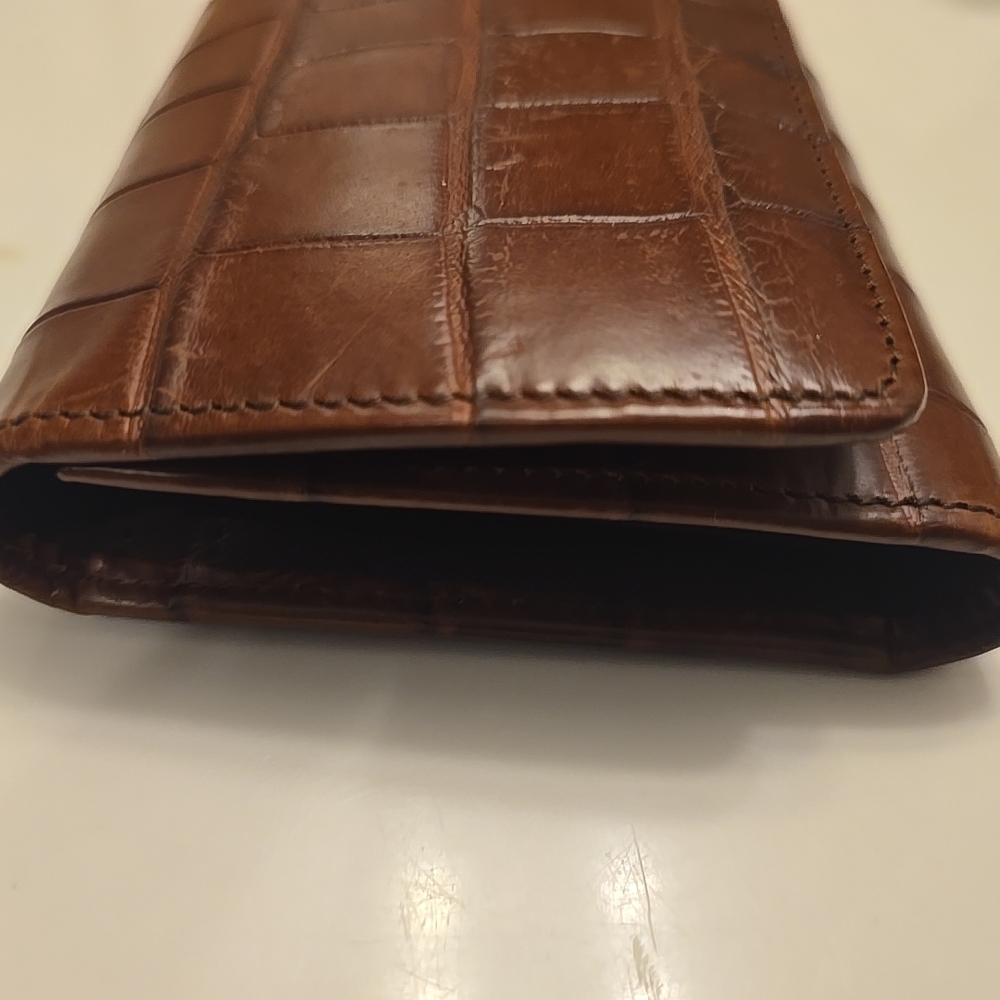Dooney & Bourke Brown Crocodile Embossed Wallet - Picture 4 of 16
